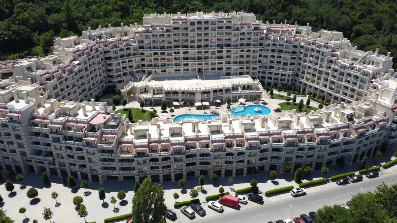 Varna South Bay Luxury Studio Apartaments