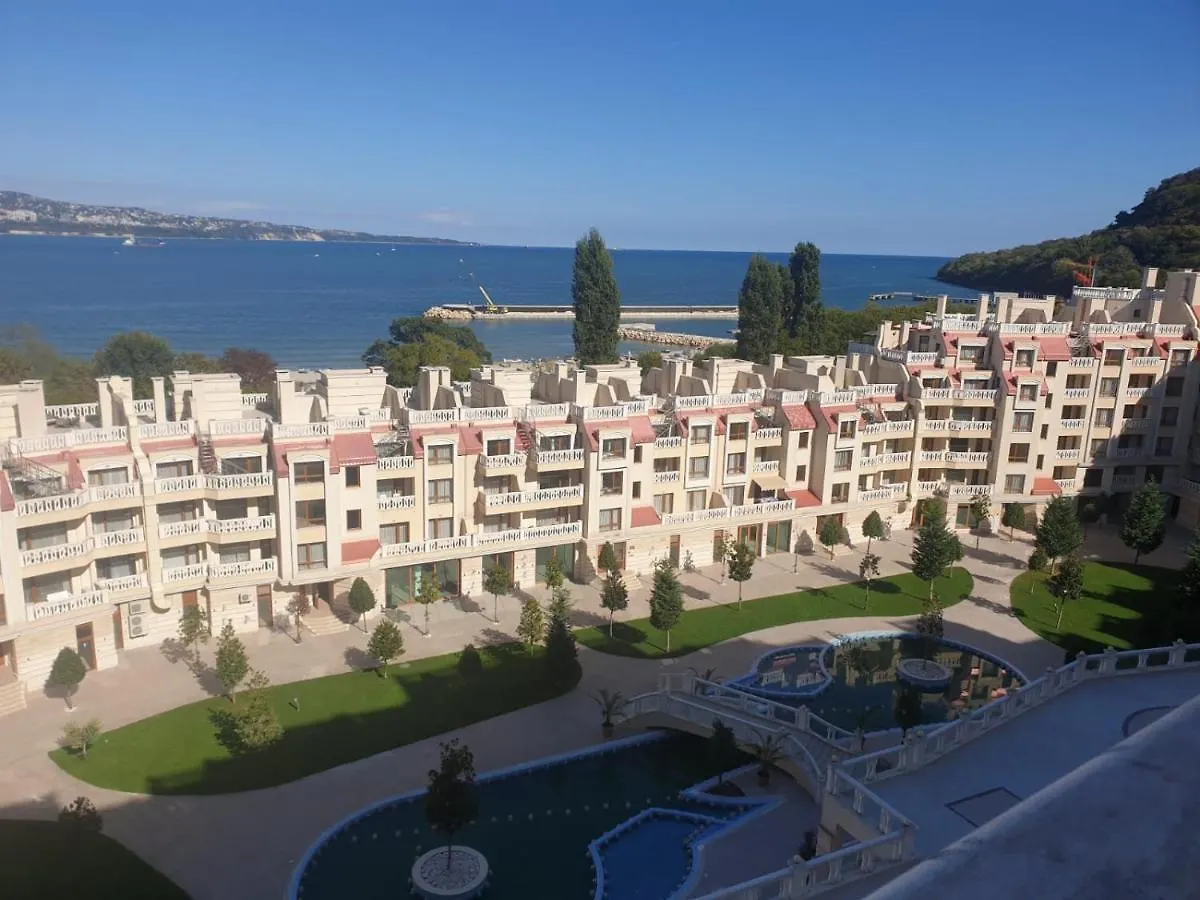 Varna South Bay Luxury Studio Apartaments Apartmán